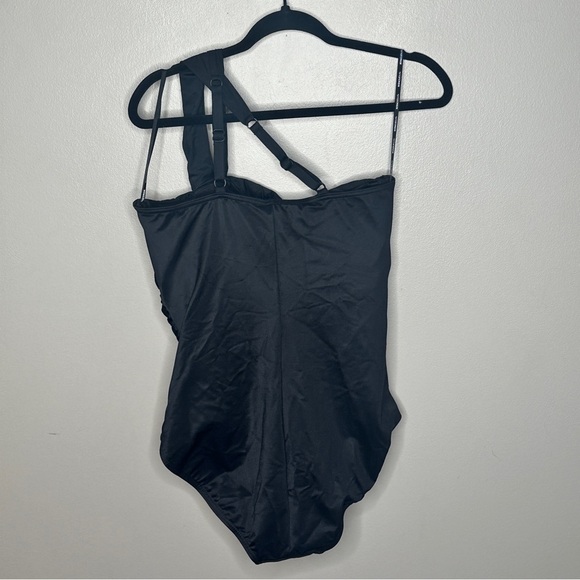 NEW Miraclesuit Rock Solid Europa One-Piece Swimsuit Black 14 - Picture 7 of 7